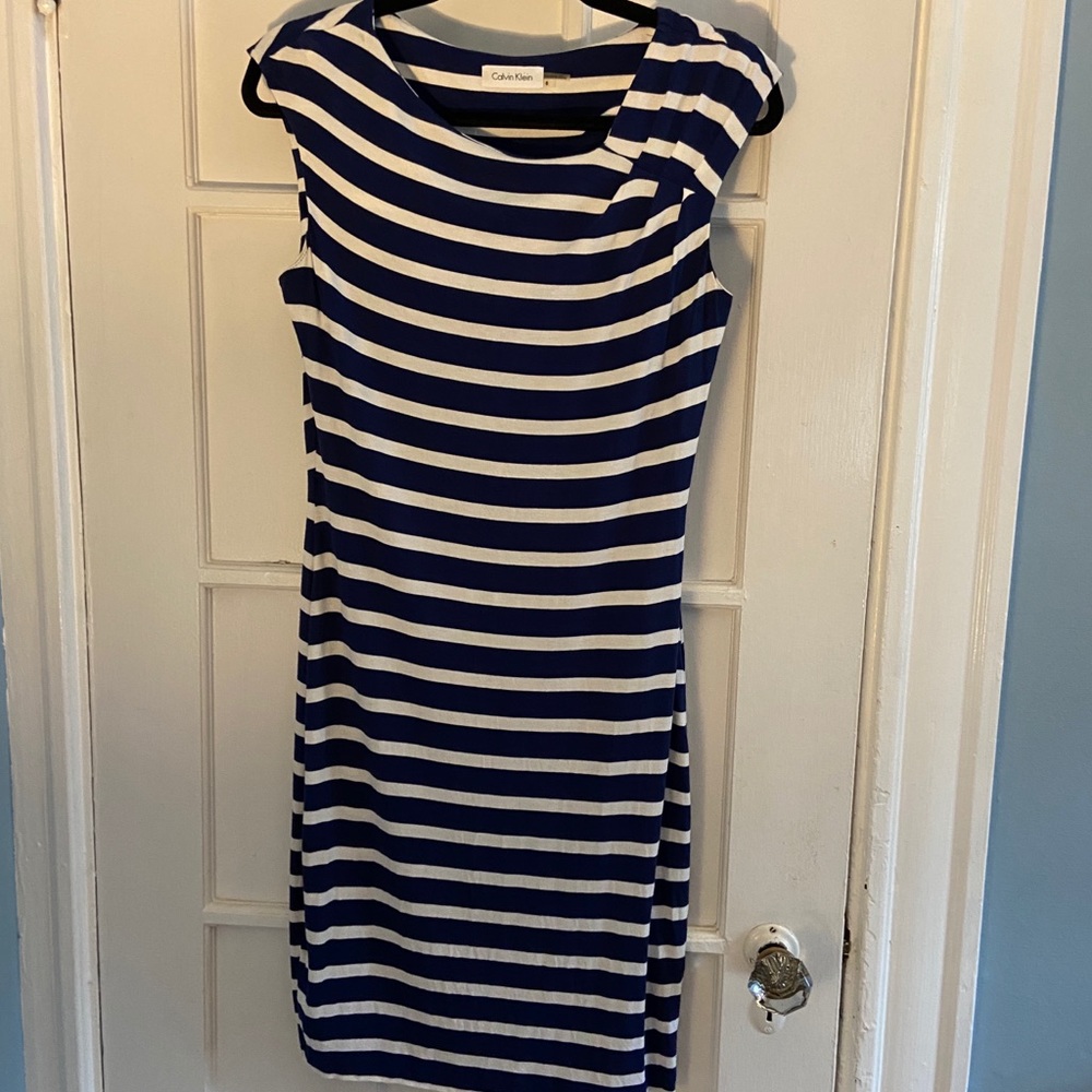 Calvin Klein sz 6 Nautical Striped Dress